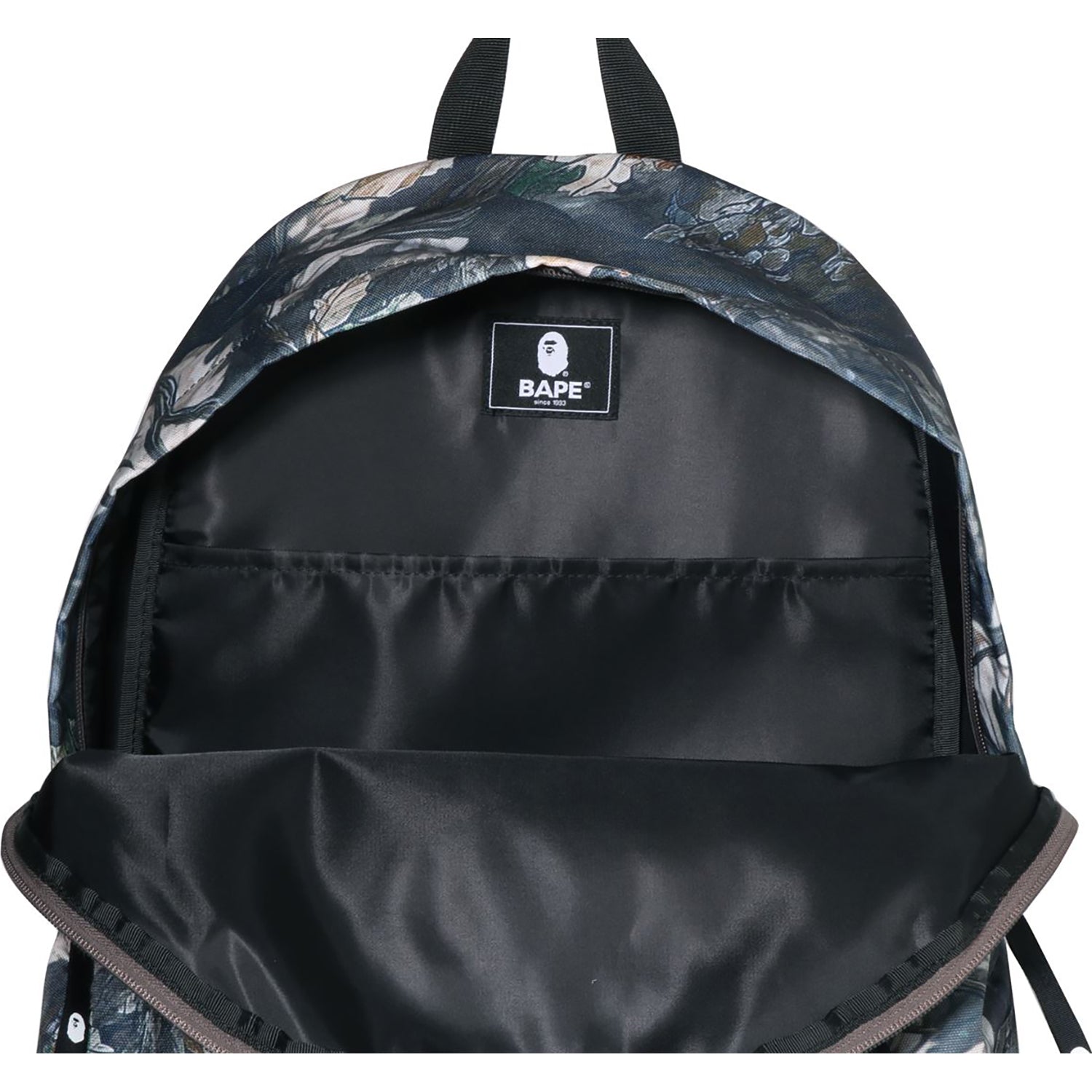 BAPE MENS TREE EDGE CAMO DAYPACK – Image 4