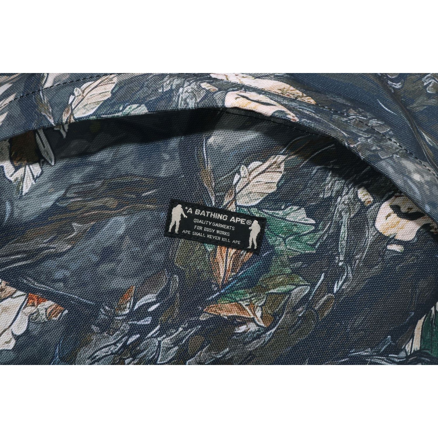 BAPE MENS TREE EDGE CAMO DAYPACK – Image 5