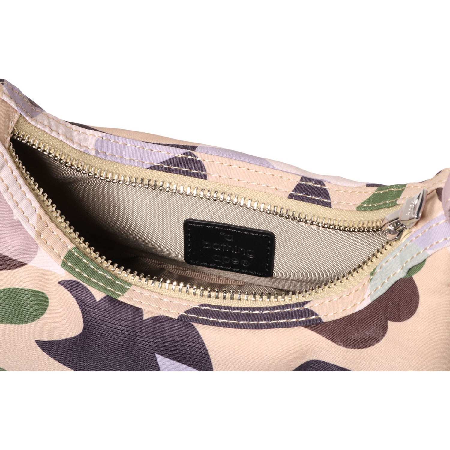 STA OVER PRINT 1ST CAMO QUILTING MOON SHAPE BAG LADIES – Image 5