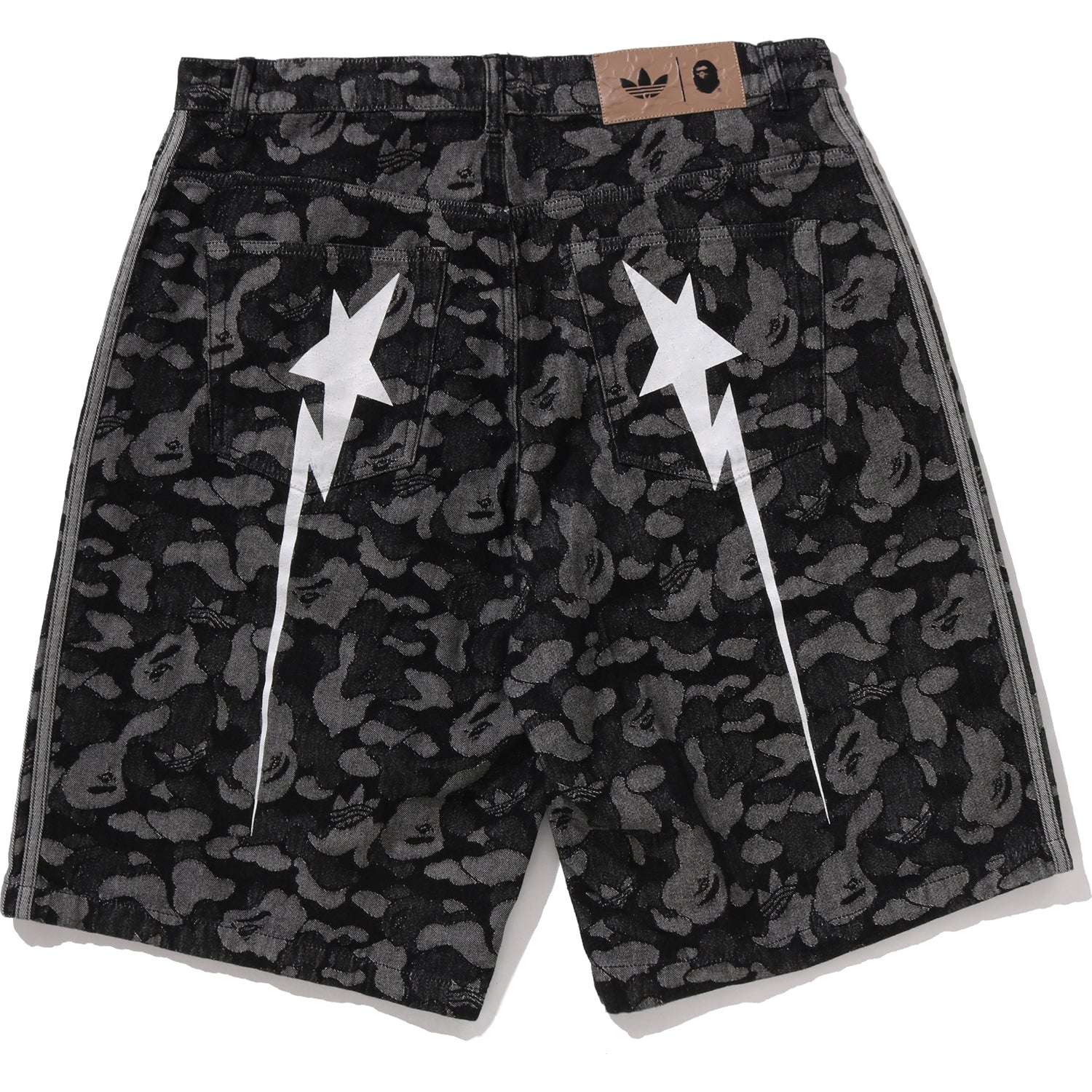BAPE X ADIDAS CAMO JACQUARD SHARK DENIM JORTS MENS – Image 2