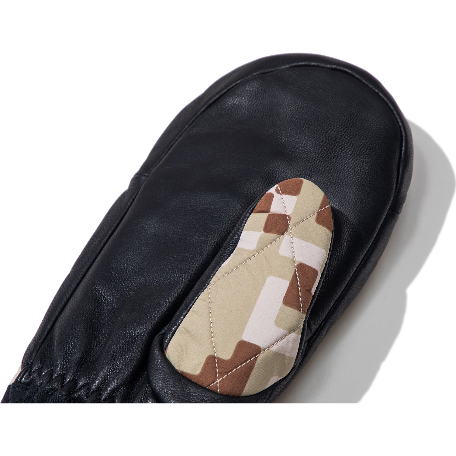 BAPE BY KAZUKI KURAISHI UAP CAMO GLOVES MENS – Image 4