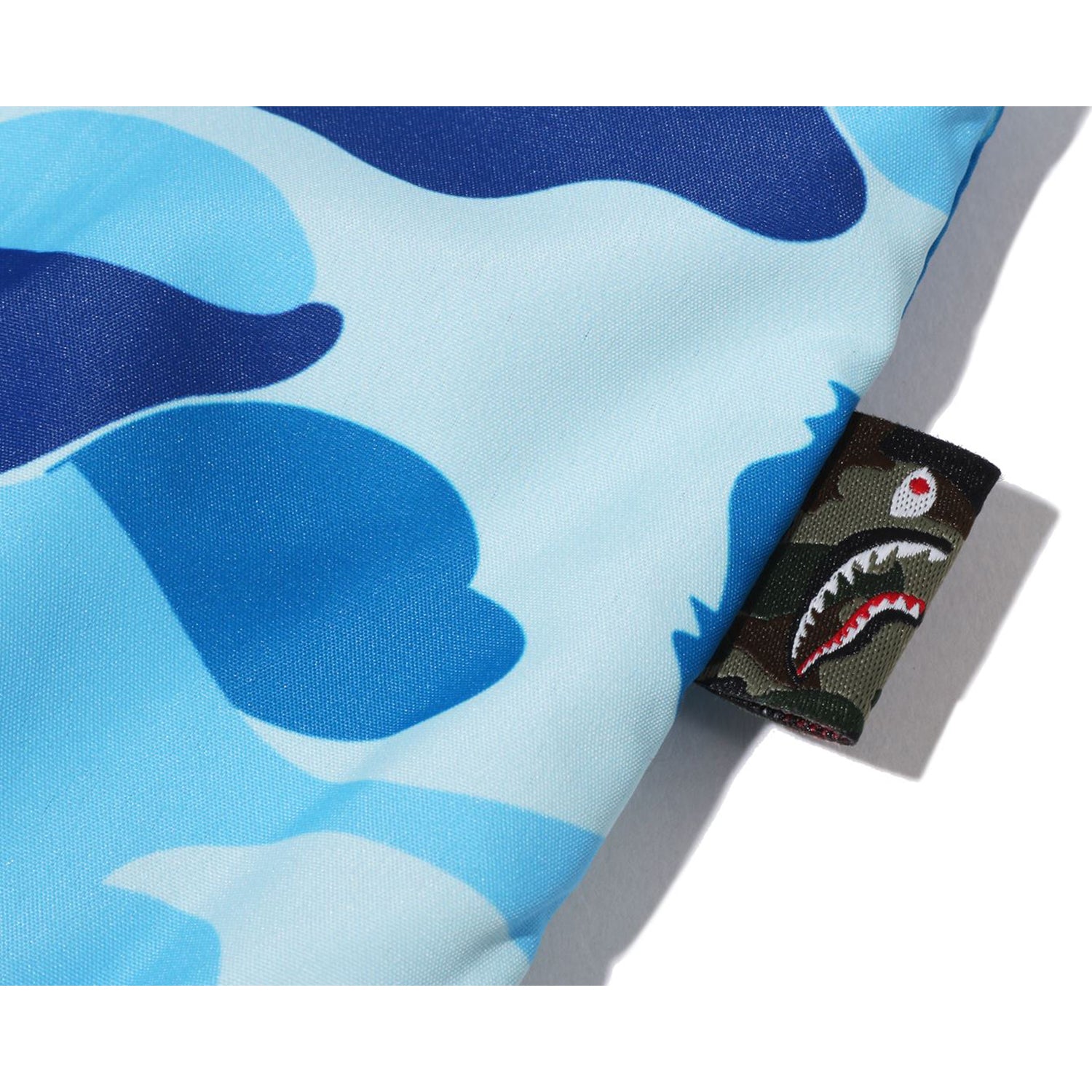 ABC CAMO SHARK HOODIE JACKET LADIES – Image 4