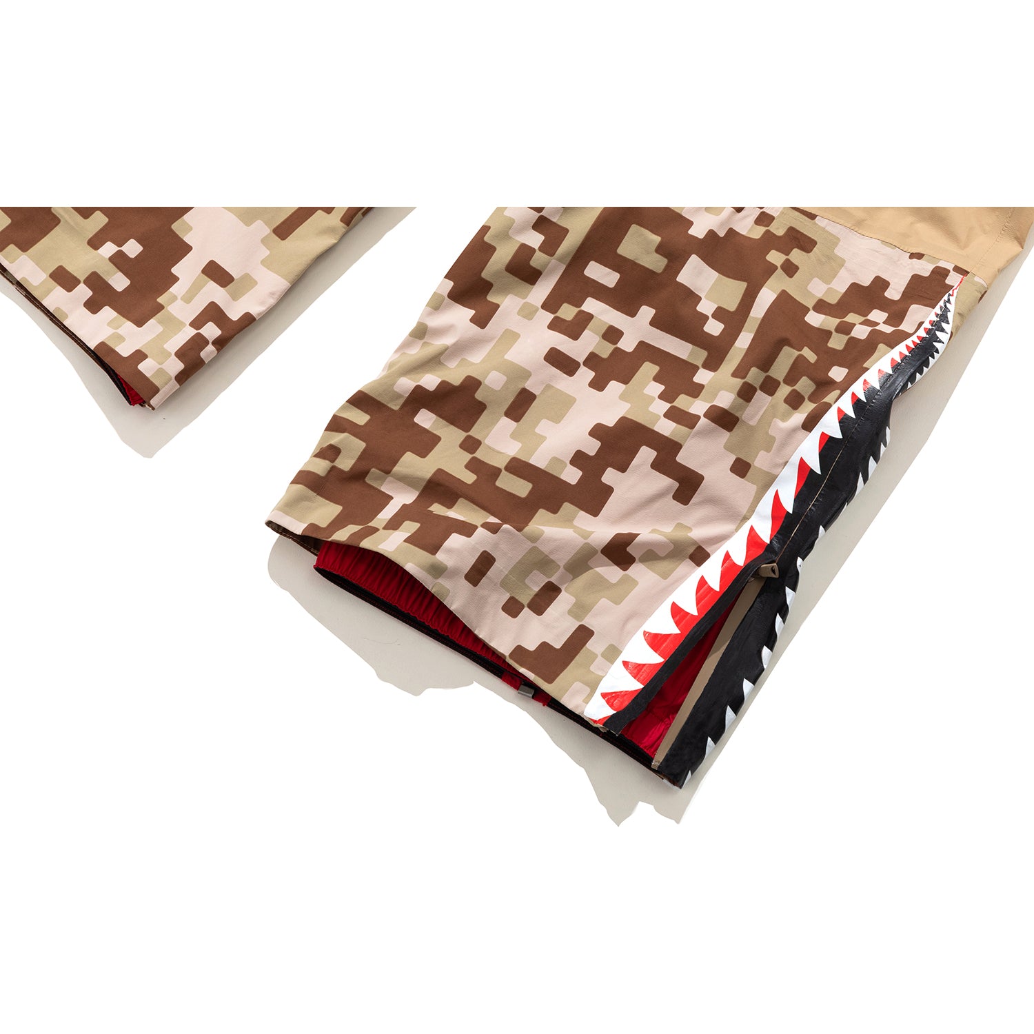 BAPE BY KAZUKI KURAISHI UAP CAMO SHARK SNOWBOARD OVERALLS MENS – Image 4