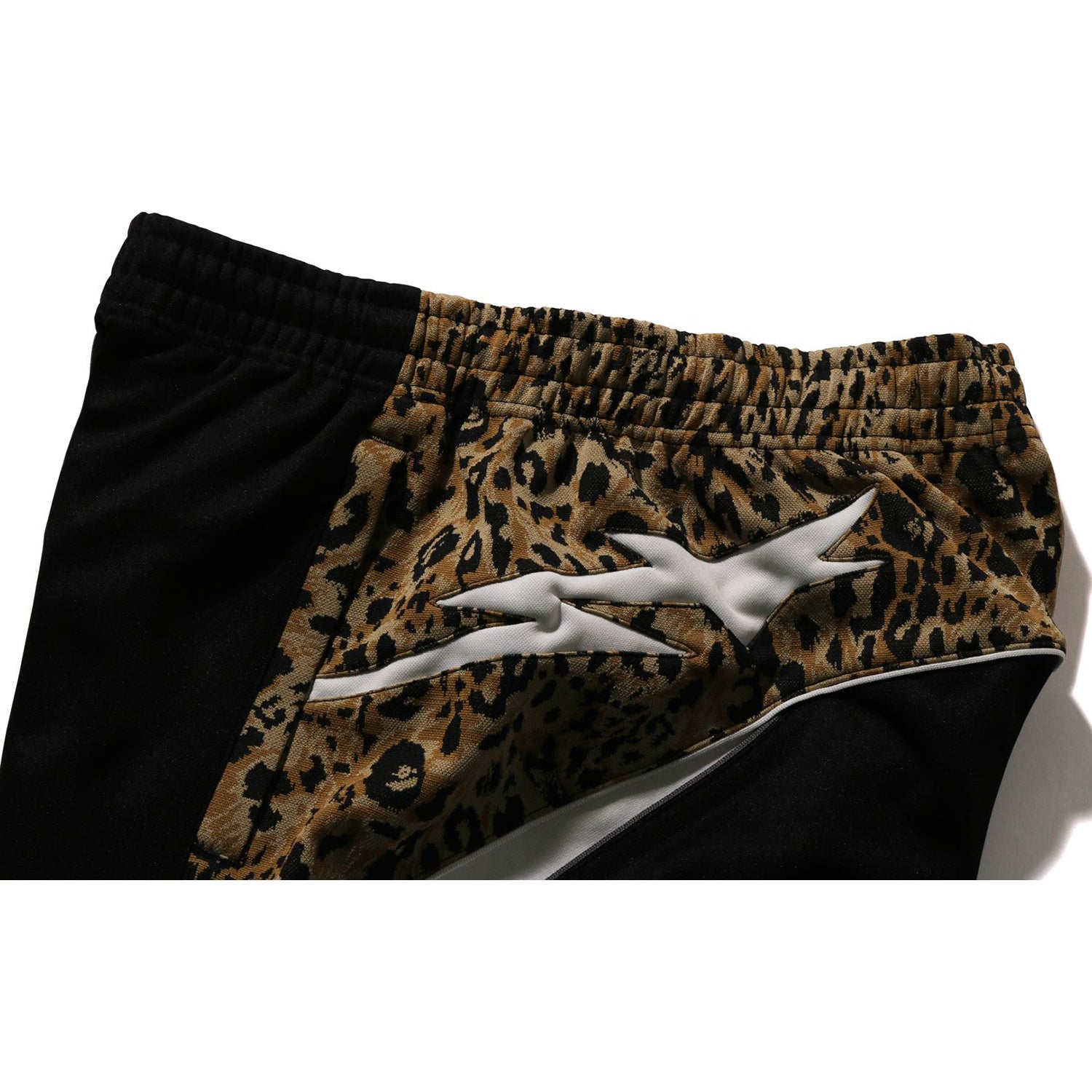WILD LEOPARD PATTERN KNEE LENGTH OVERSIZED FIT TRACK SHORTS MENS – Image 3
