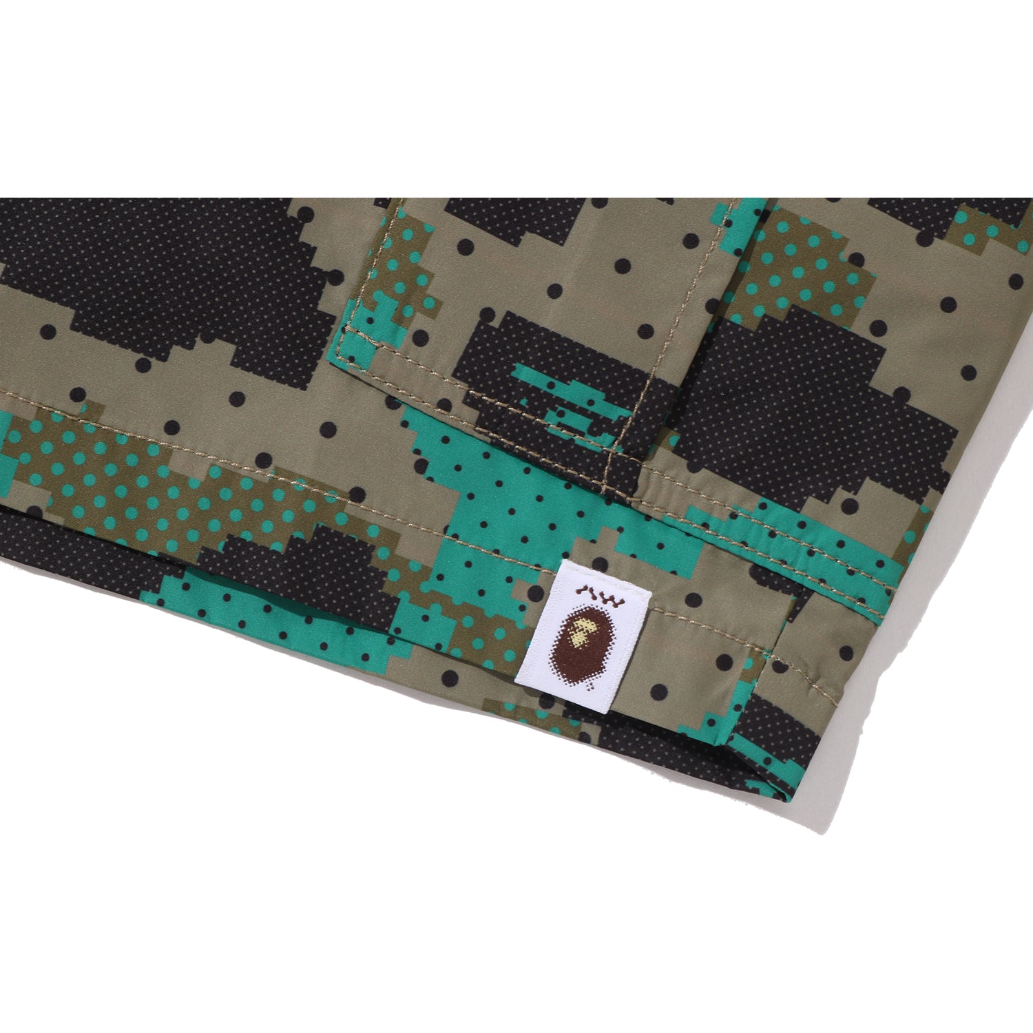 BAPE BY KAZUKI KURAISHI CAMO BELTED 3 LAYER CARGO SHORTS MENS – Image 3
