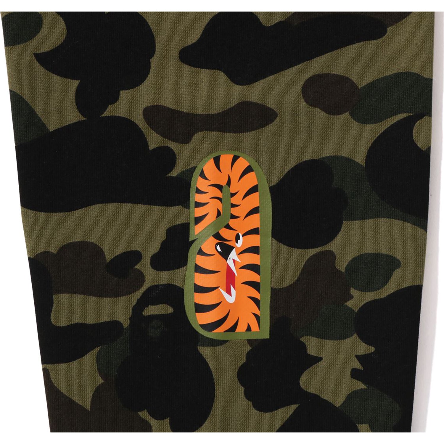 BAPE MENS 1ST CAMO SHARK CREWNECK SWEATSHIRT – Image 5