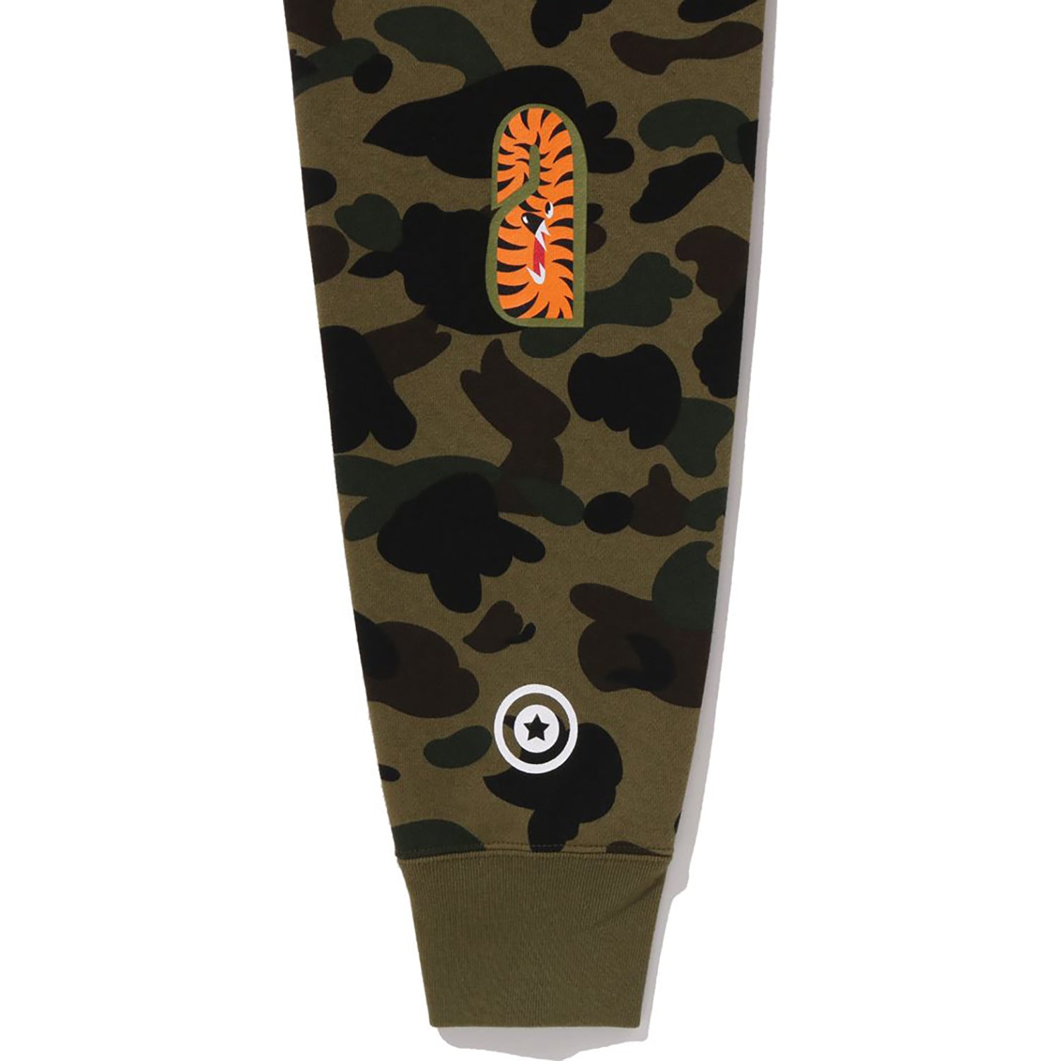 1ST CAMO SHARK CREWNECK SWEATSHIRT MENS – Image 5