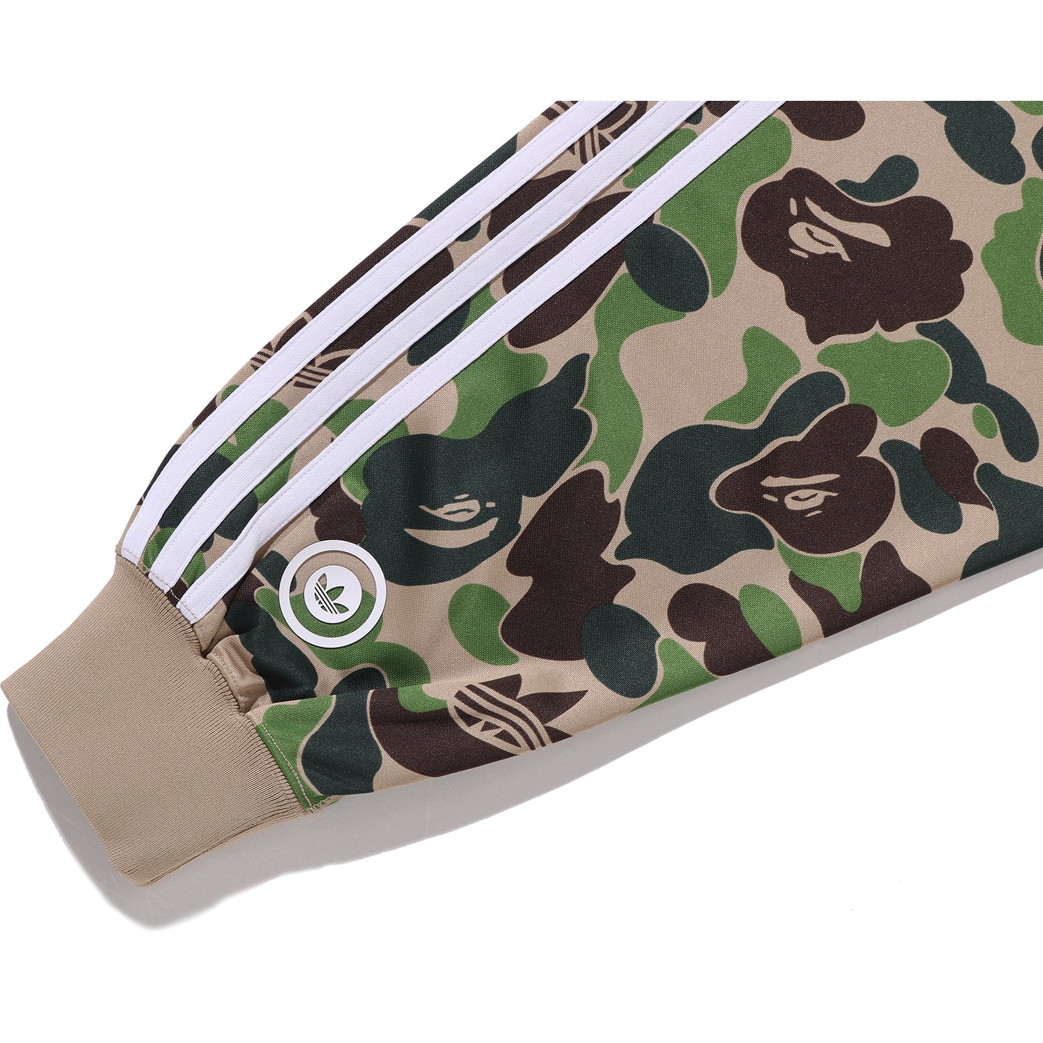 BAPE X ADIDAS RELAXED FIT TRACK CAMO SHARK FULL ZIP HOODIE MENS – Image 6