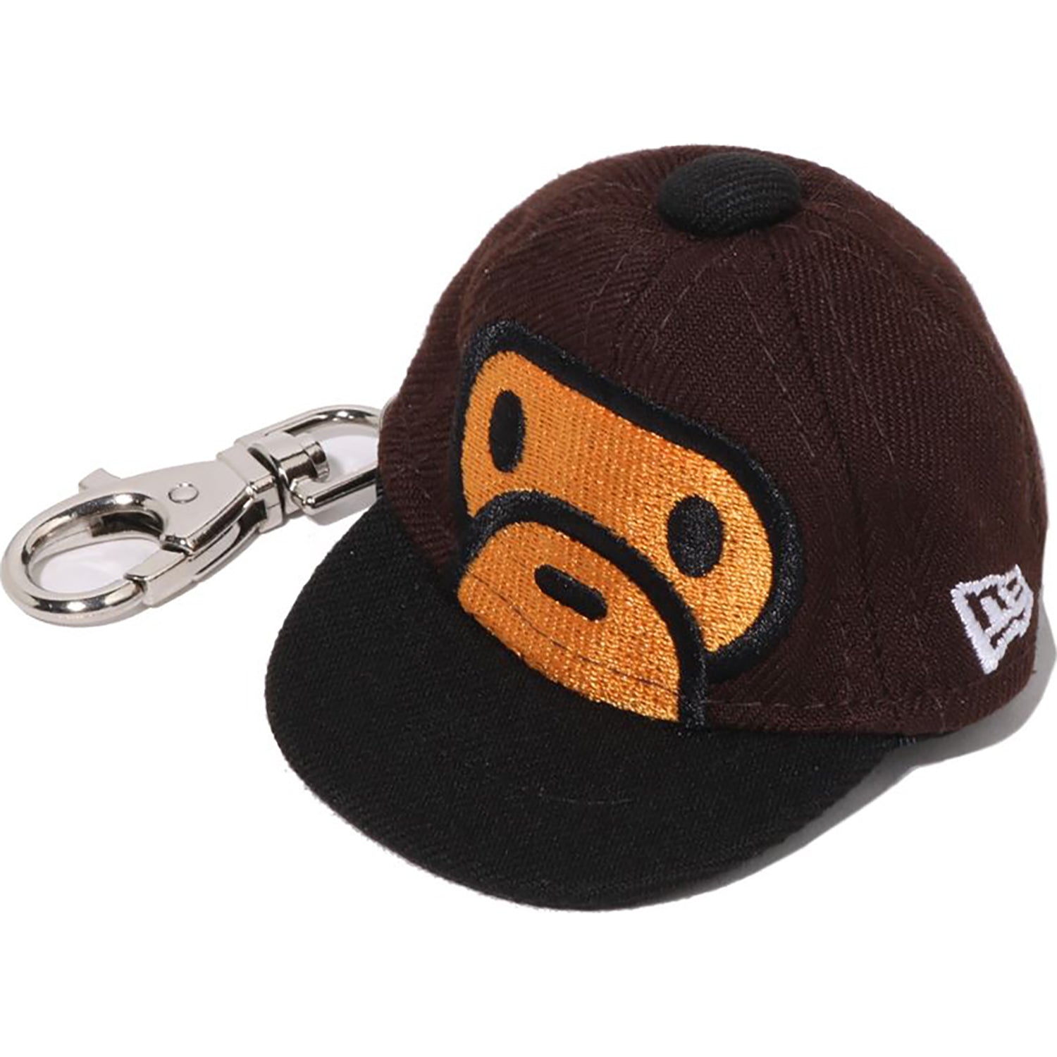 MILO FACE NEW ERA CAP KEYCHAIN – Image 1