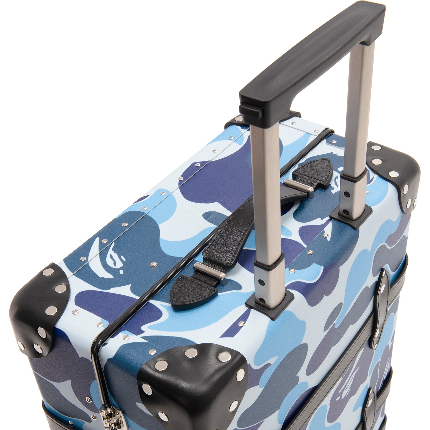 BAPE X GLOBE-TROTTER LARGE 20 CARRY-ON 4 WHEELS – Image 8